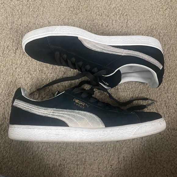 Black Puma Suede Classics Men’s Size 11.5 Sneakers - Picture 4 of 6